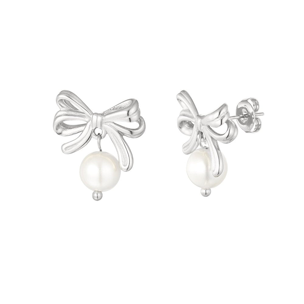 Oorbellen 'Strik met parel'